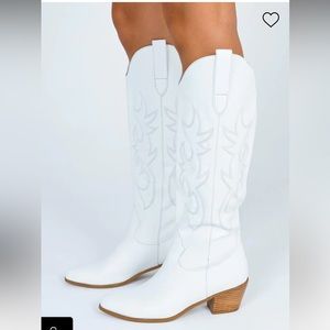 Billini Ursoni White Cowboy Boot